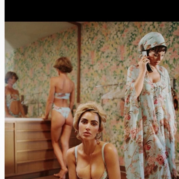 Swimsuit - Picture 3 of 3